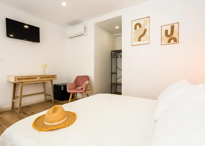 Gasthof Viejo Baluarte House